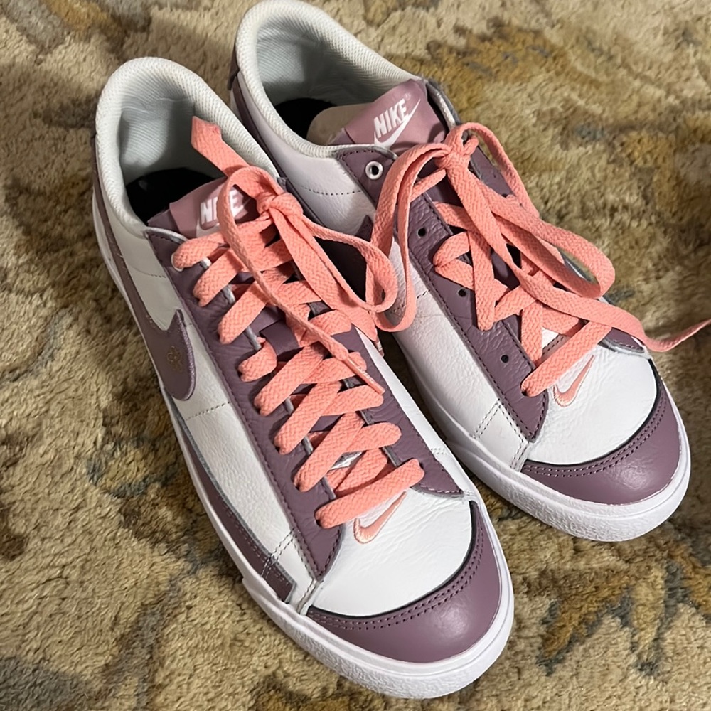 Nike Blazer ‘77 low sneakers!